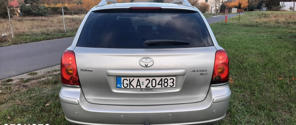 Toyota Avensis cena 13500 przebieg: 276231, rok produkcji 2004 z Pniewy małe 301